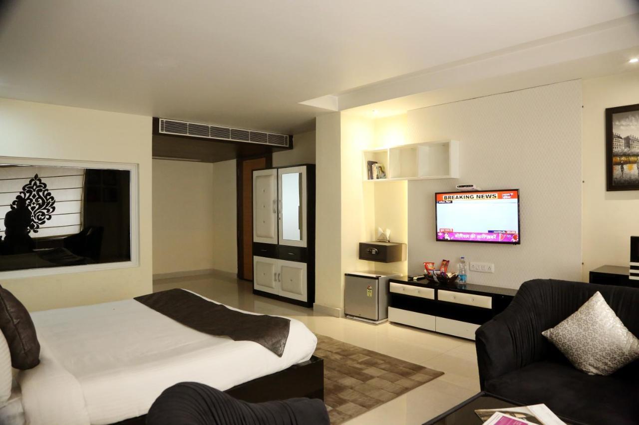 Kingdom Hotel Moga Zewnętrze zdjęcie